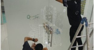 Pemasangan Stiker Kaca | Banda Aceh