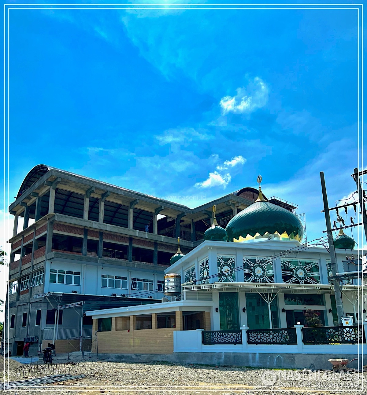 Portofolio proyek kaca masjid oleh Naseni Glass di Aceh