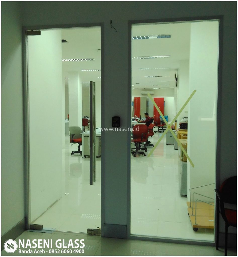 Pintu Kaca Tempered | Banda Aceh