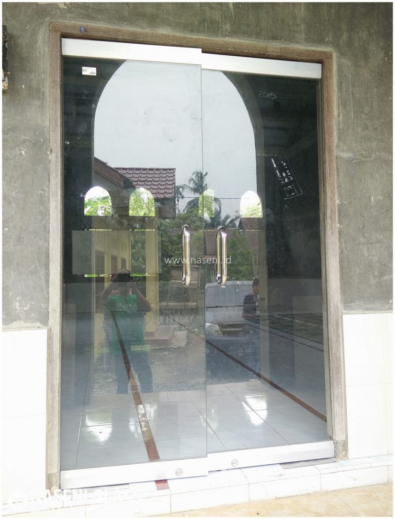 Pintu Kaca Tempered | Banda Aceh